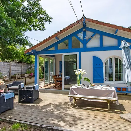 3 Dans Le Centre Du Cap Ferret *