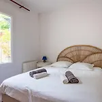 3 Dans Le Centre Du Cap Ferret Holiday home *